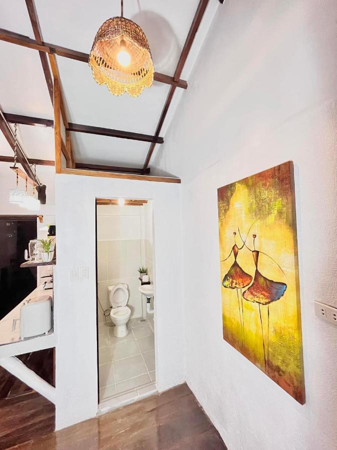 Precious Homestay Burgos  Bagian luar foto
